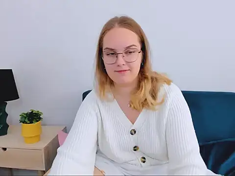 AliceCrazy69 online show from 26, 10, 2025