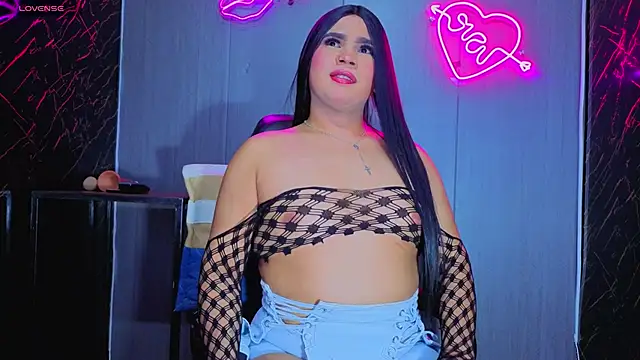 Karenn rosee online show from 4, 10, 2025