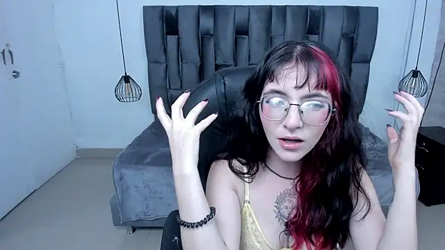 AfroditaLeclair online show from 21, 10, 2025