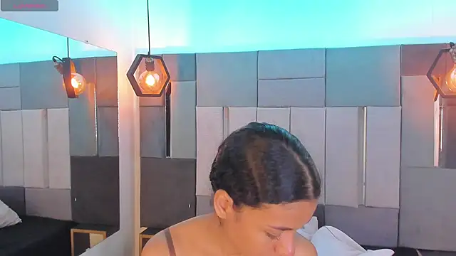 VictoriaDuart online show from 25, 2, 2026