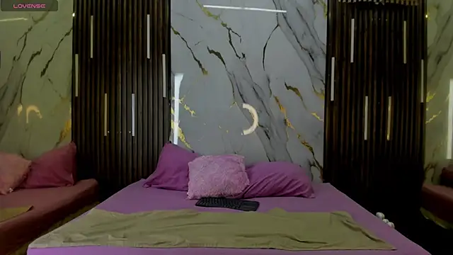 VictoriaDuart online show from 10, 9, 2025