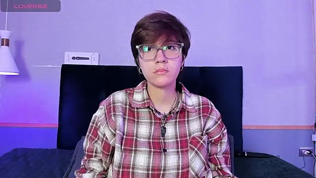 Tsuki Maru online show from 6, 3, 2026