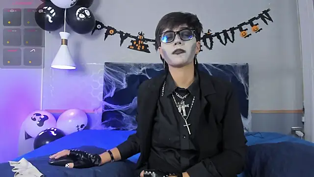 Tsuki Maru online show from 14, 10, 2025