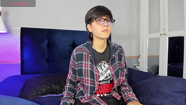 Tsuki Maru online show from 2, 10, 2025