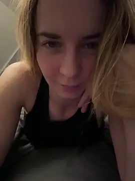 ellieen online show from 15, 11, 2025