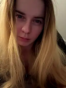 ellieen online show from 28, 10, 2025