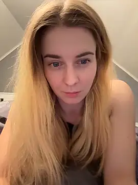 ellieen online show from 14, 10, 2025