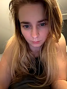 ellieen online show from 6, 11, 2025