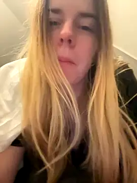 ellieen online show from 19, 11, 2025