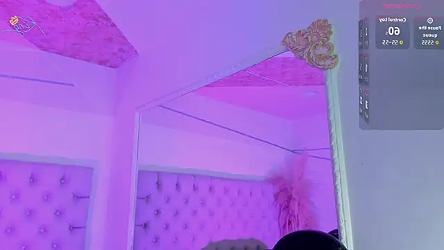 Snapshot of BritanyBrown_ chatting on 5, 7, 2026 BritanyBrown online show from 5, 7, 2026