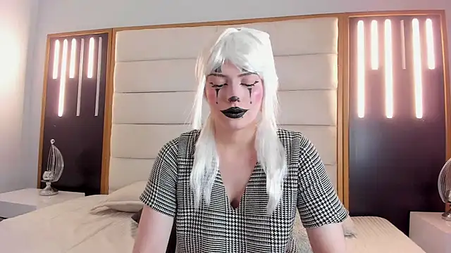 Snapshot of RebecaSnow chatting on 15, 10, 2025 RebecaSnow online show from 15, 10, 2025