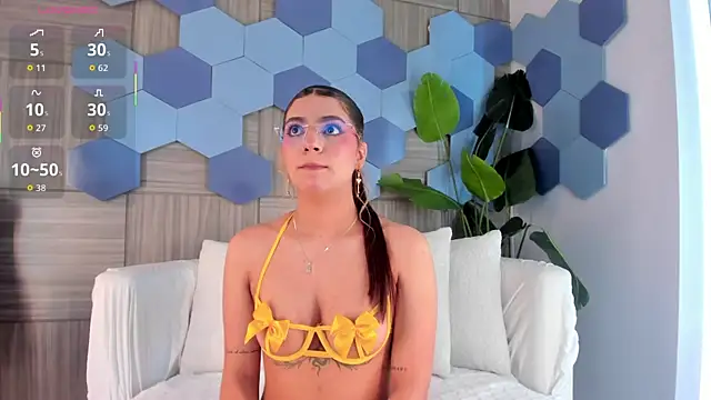 MilaGrace1 online show from 24, 2, 2026