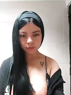 LunaJacobs online show from 4, 5, 2026