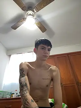 Snapshot of Luck__090 chatting on 4, 11, 2025 Luck 090 online show from 4, 11, 2025