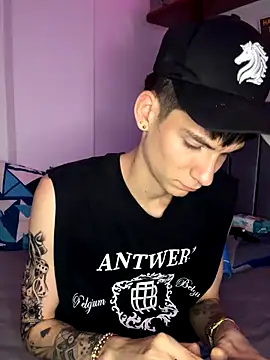 Snapshot of Luck__090 chatting on 16, 10, 2025 Luck 090 online show from 16, 10, 2025