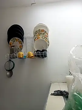 Snapshot of MackMacKenzie chatting on 18, 10, 2025 MackMacKenzie online show from 18, 10, 2025