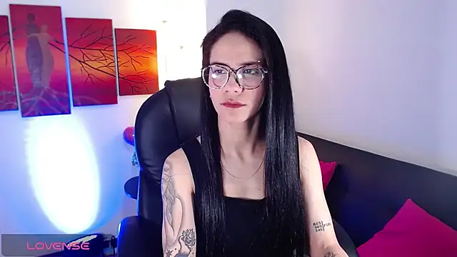 Ashley olivares online show from 2, 10, 2025