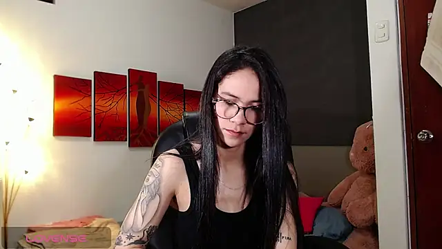 Ashley olivares online show from 2, 11, 2025