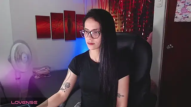 Ashley olivares online show from 19, 10, 2025