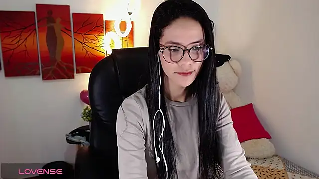 Ashley olivares online show from 5, 10, 2025