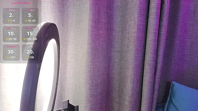 Snapshot of _valeria_saenz_ chatting on 15, 1, 2026 valeria saenz online show from 15, 1, 2026