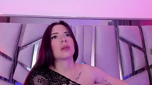 Snapshot of _valeria_saenz_ chatting on 29, 11, 2025 valeria saenz online show from 29, 11, 2025