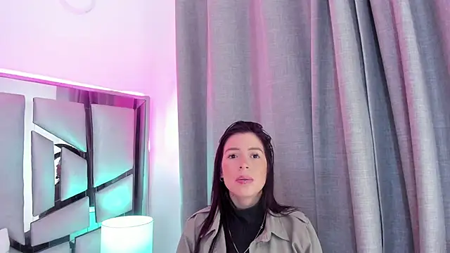 valeria saenz  online show from 30, 7, 2026