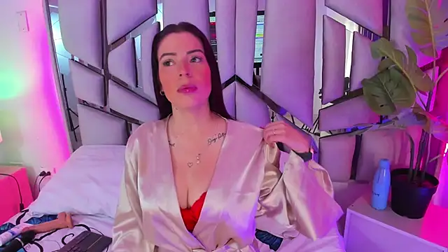 Snapshot of _valeria_saenz_ chatting on 24, 9, 2025 valeria saenz online show from 24, 9, 2025