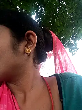 Snapshot of Hot_Seema83 chatting on 6, 10, 2025 Hot Seema83 online show from 6, 10, 2025