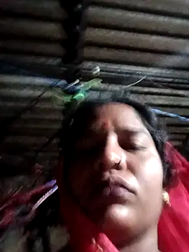 Snapshot of Hot_Seema83 chatting on 4, 10, 2025 Hot Seema83 online show from 4, 10, 2025