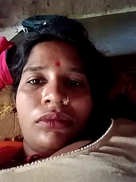Snapshot of Hot_Seema83 chatting on 26, 9, 2025 Hot Seema83 online show from 26, 9, 2025