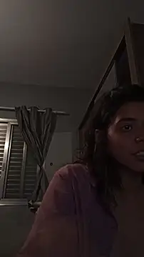 Maricamposs online show from 5, 12, 2025