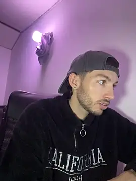 sarabiaarevalo online show from 2, 12, 2025