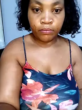 BeverlyQueen14 online show from 14, 12, 2025