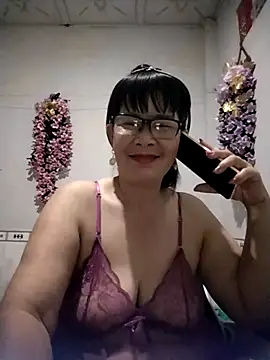Snapshot of Ki_xxx chatting on 19, 10, 2025 Ki xxx online show from 19, 10, 2025