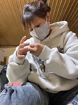 Mai bb online show from 3, 12, 2025