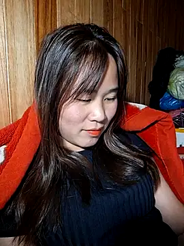 ALIENHR38 online show from 6, 1, 2026