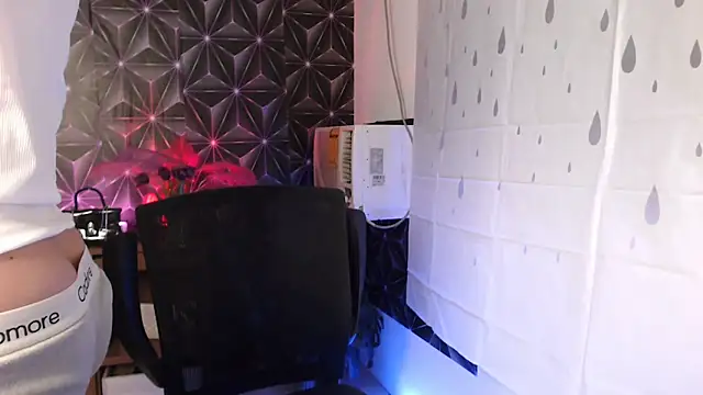 ursweet jade online show from 8, 10, 2025