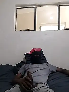 Snapshot of dumbBroke chatting on 7, 11, 2025 dumbBroke online show from 7, 11, 2025