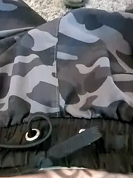 Snapshot of MRTATTWO chatting on 18, 11, 2025 MRTATTWO online show from 18, 11, 2025