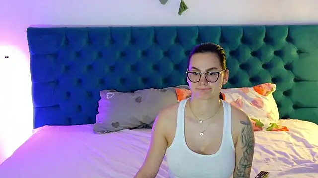 LexieRosse online show from 18, 10, 2025