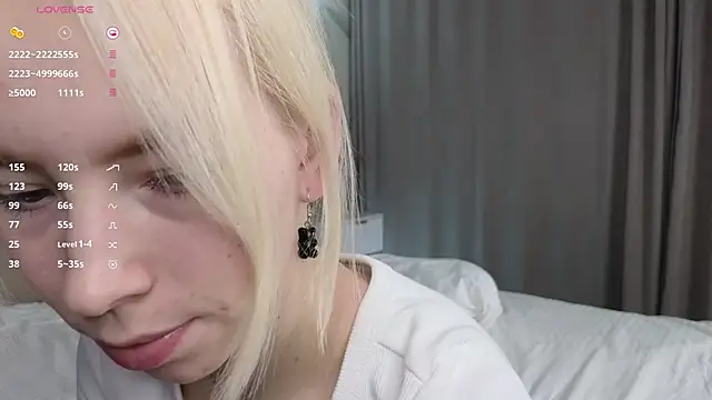 JuliannaWenger online show from 15, 12, 2025