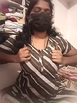 swetha01430 online show from 28, 11, 2025