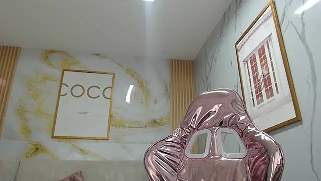 Snapshot of sara_lopez_s chatting on 26, 9, 2025 sara lopez s online show from 26, 9, 2025