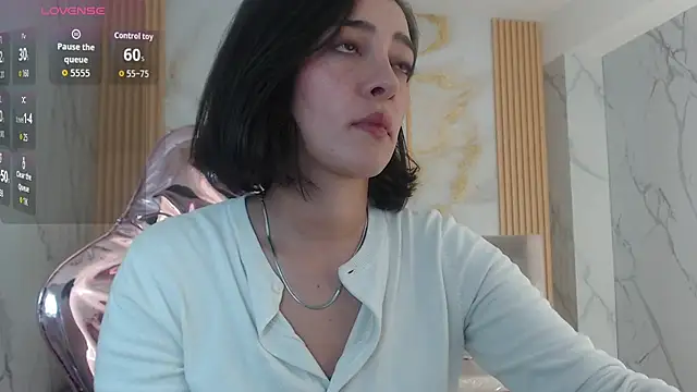 Snapshot of sara_lopez_s chatting on 22, 10, 2025 sara lopez s online show from 22, 10, 2025