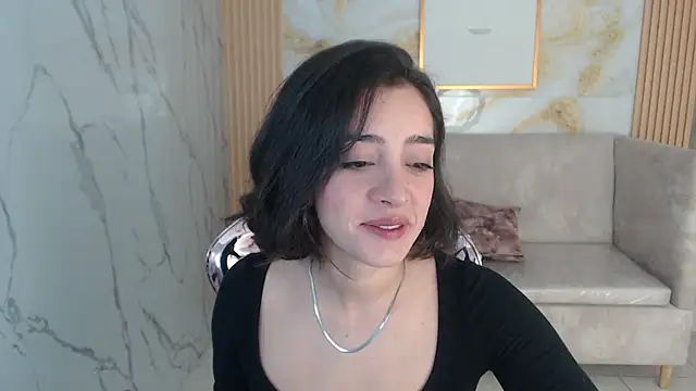 Snapshot of sara_lopez_s chatting on 7, 10, 2025 sara lopez s online show from 7, 10, 2025