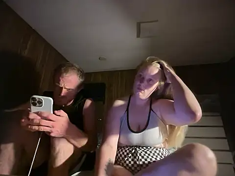 DomsSexDoll69 online show from 28, 4, 2026