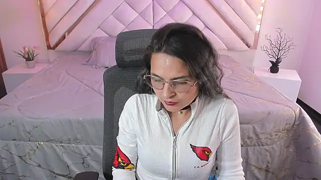 thexoticgirl online show from 10, 9, 2025