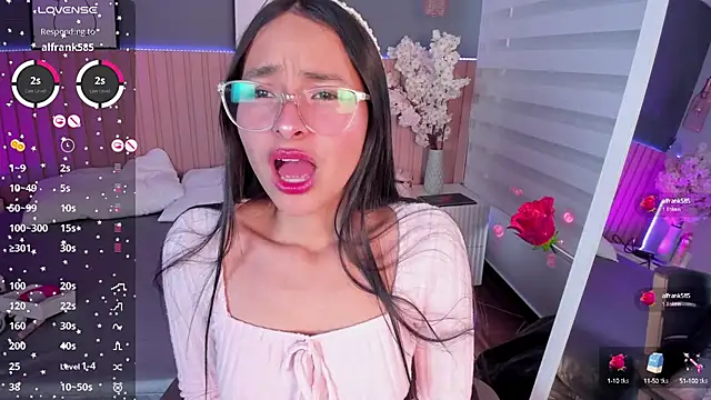 Annie  2 online show from 29, 9, 2025