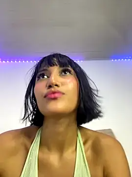 Amberdecolombia online show from 18, 11, 2025